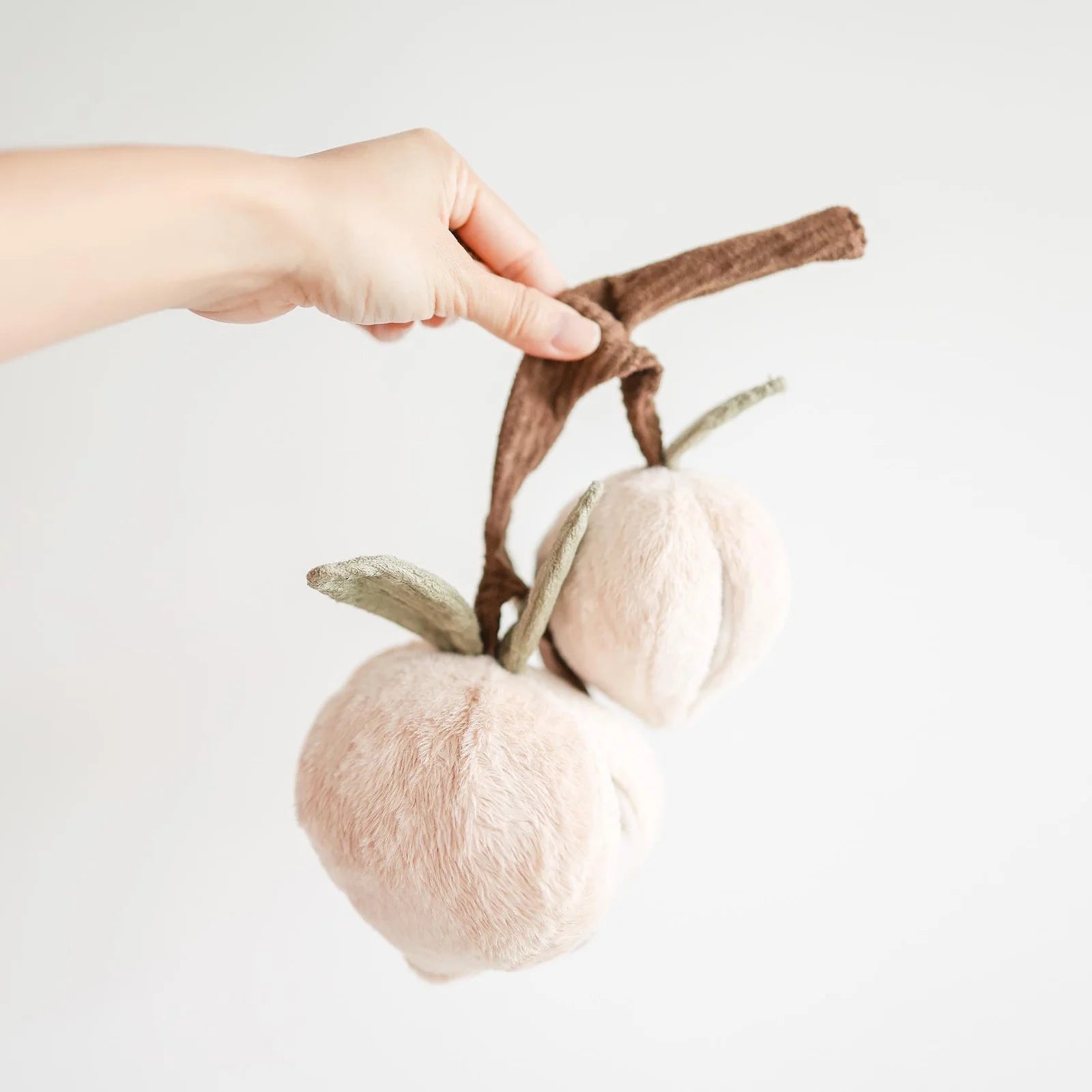 Пошукова іграшка MOMO lambwolf collective