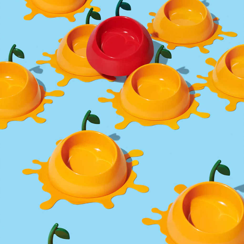 Набір пластикова мисочка з ложкою і килимком Juicy Tangerine Vetreska 21,5*21,5*4 см