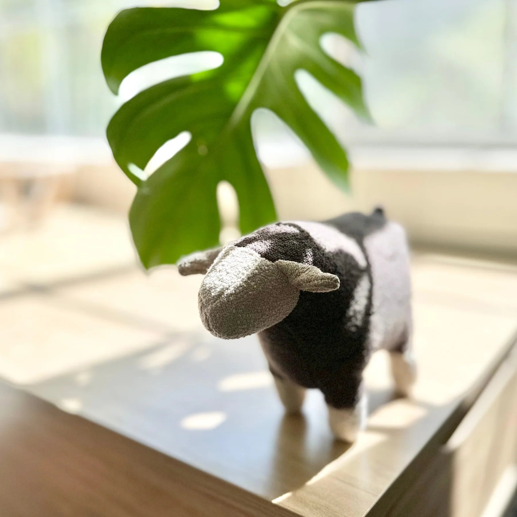 Іграшка BARRY lambwolf collective