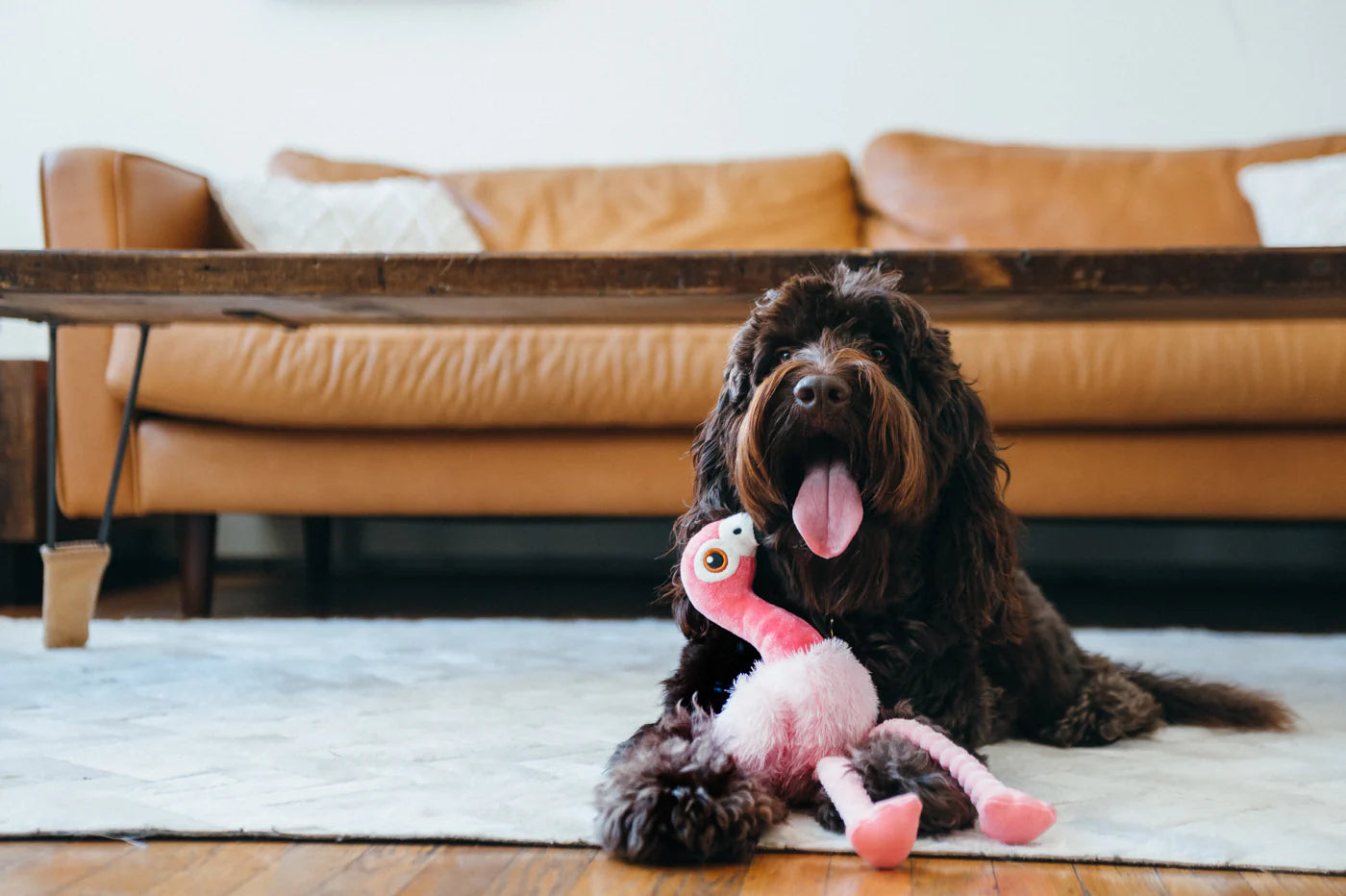 Іграшка Fetching Flock Flora the Flamingo