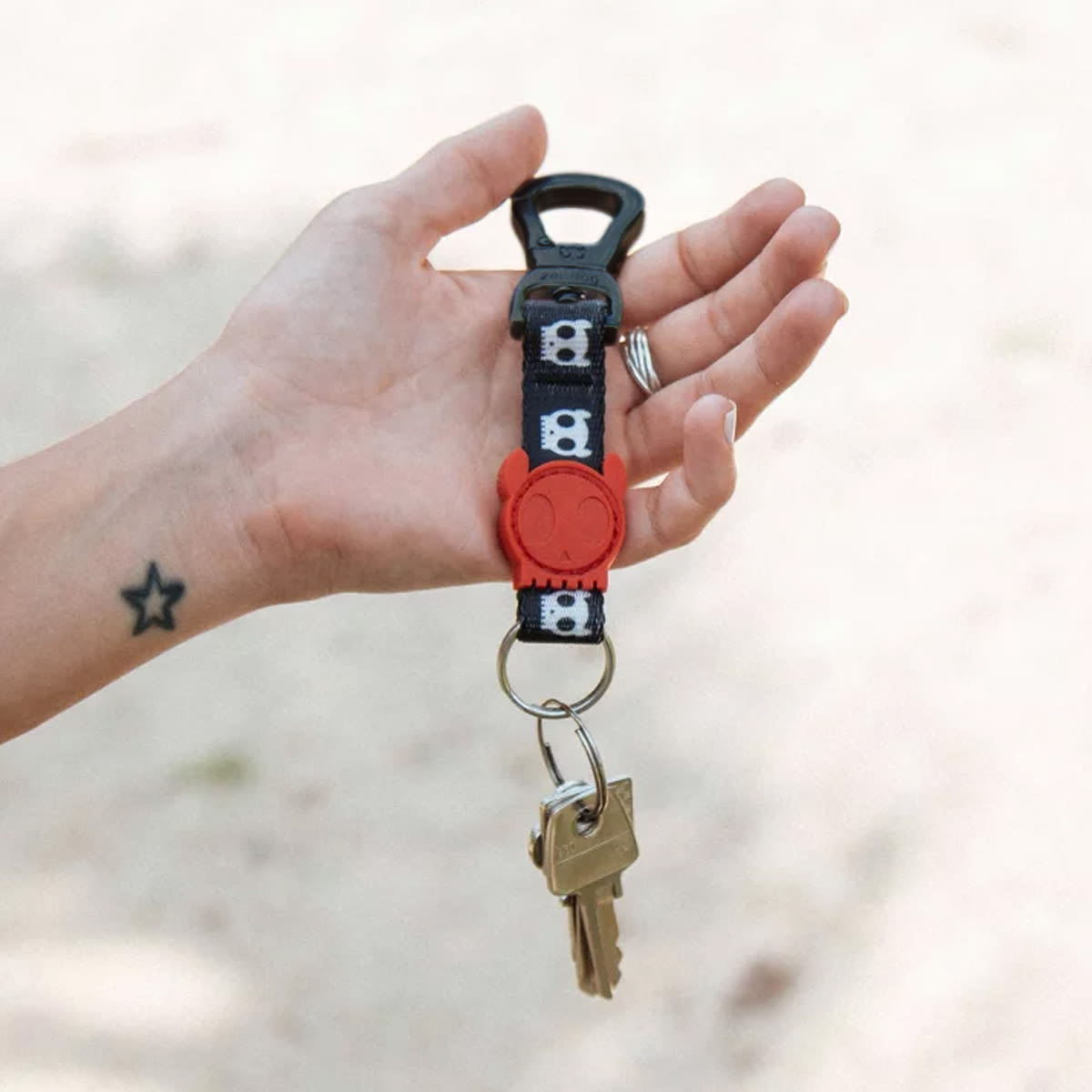 Брелок для ключів Skull 2.0 Keychain Zee.Dog